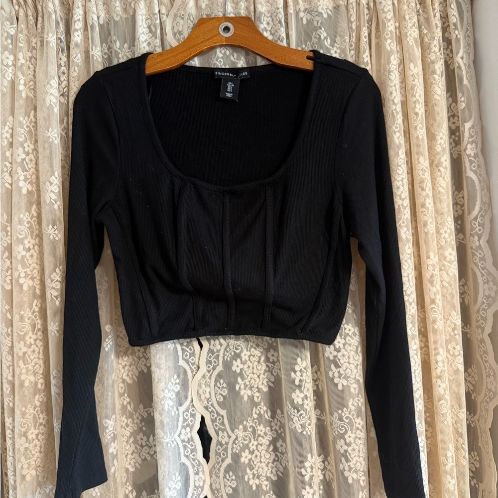 Sincerely Jules Black Ribbed Long Sleeve Cropped Scoop Top